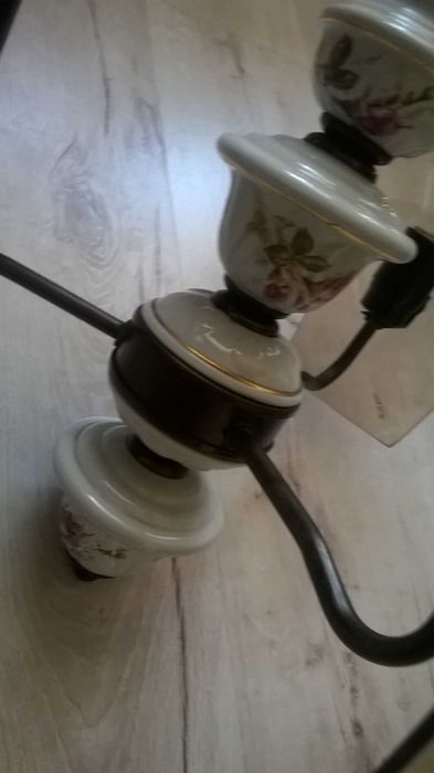 żyrandol porcelanowy