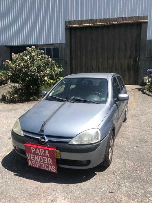 Opel corsa C 12 16 V Ano 2004