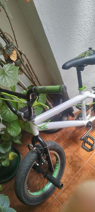 Vende-se bicicleta BMX