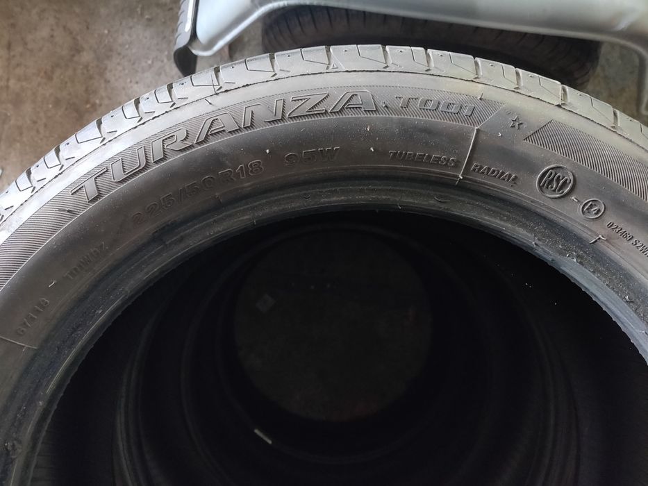 Kpl opon letnich r18 225/50