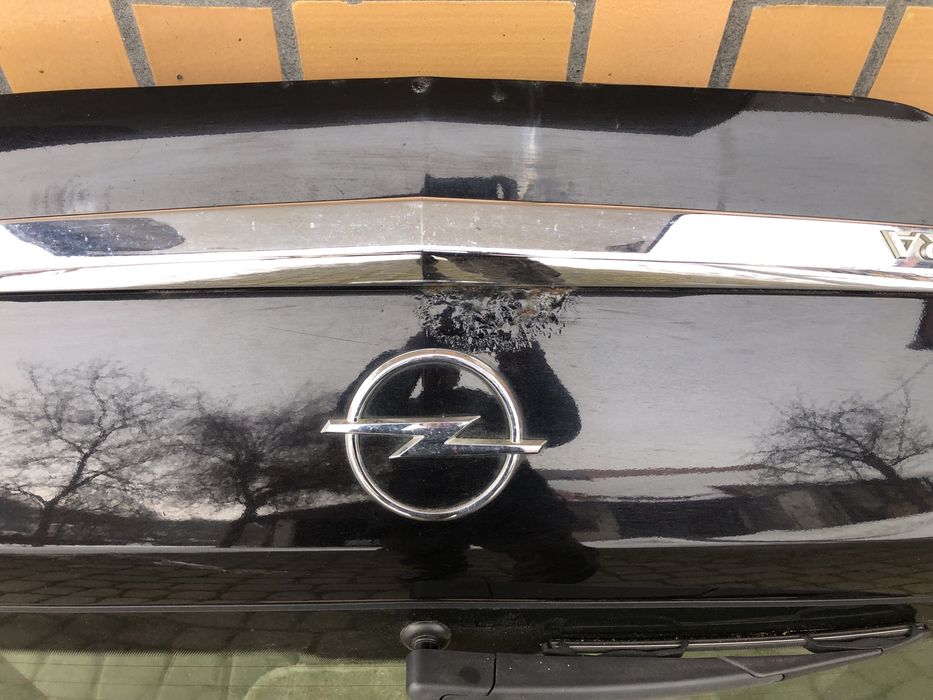 Klapa bagażnika Opel Astra H 5d Z20R