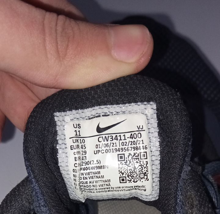 Кросовки Nike спортивні