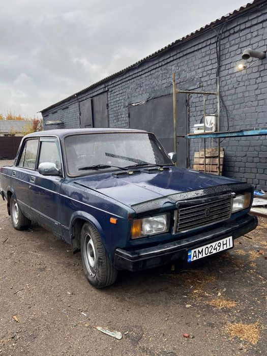 В продажі ваз 2107 1,5 карб,1986 року