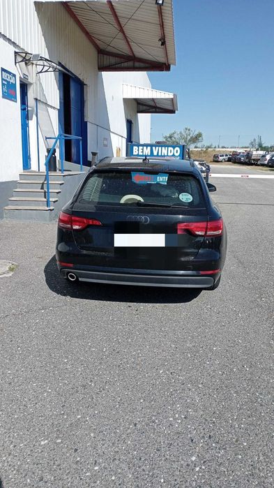 Vendo Audi A4 avantgard