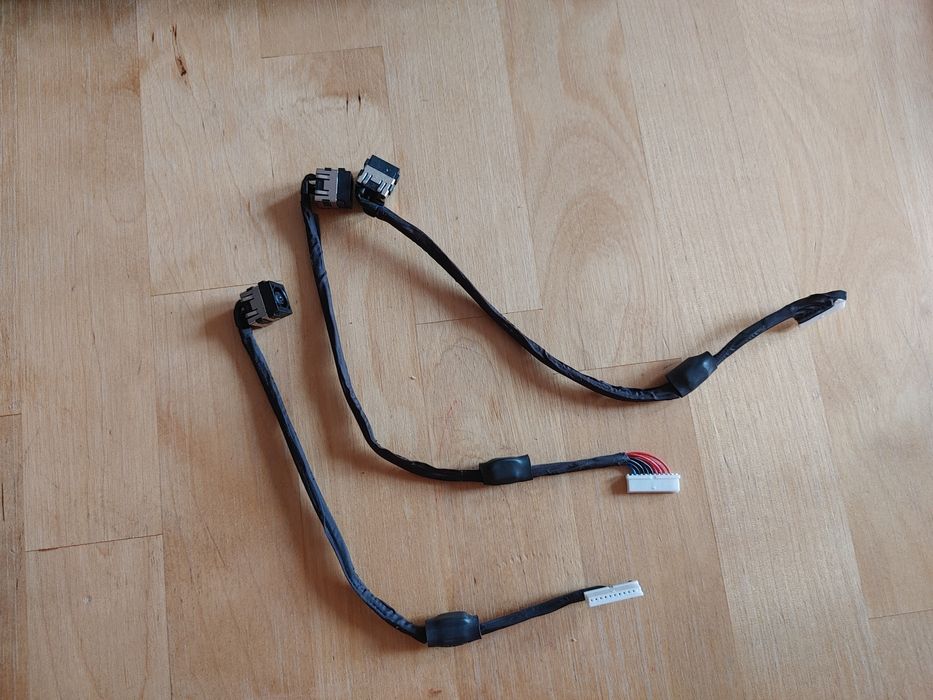 Aleinware 17 R1 R2 R3 gniazdko ładowania