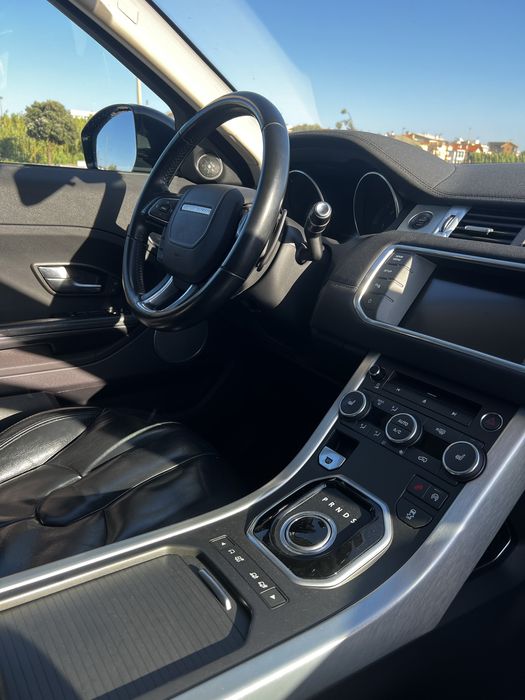 Range Rover Evoque 2.2 TD4 (Full extras)