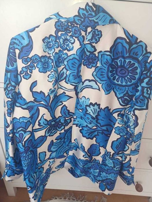 Blazer novo estampado barroco da Mango - tecido italiano