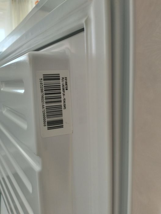 Frigorífico combinado Telefac com oferta de microondas