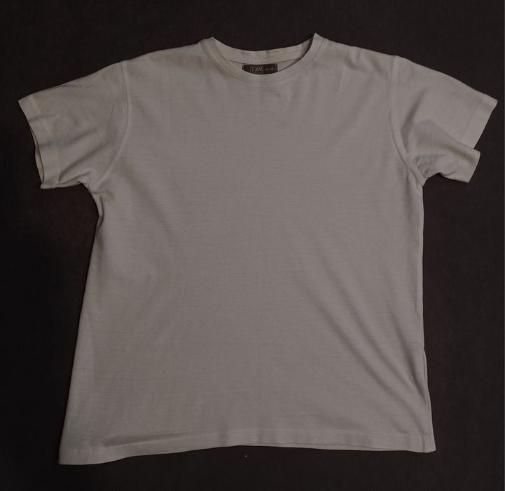 Biały T-shirt/ koszulka z krótkim rękawem dziecięca rozmiar 140-146