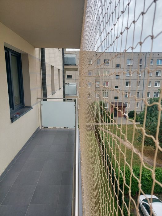 Zlecenia Sprzątanie balkon po gołebiach  siatka dla kot