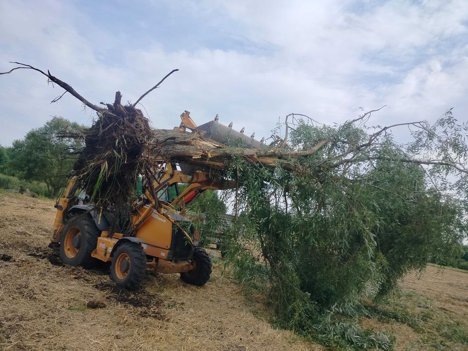 Odśnieżanie Usługi Koparko-ładowarką  wystawiam F-vat