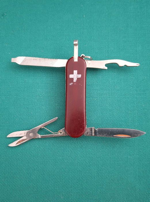 4 Canivetes Multifunções antigos