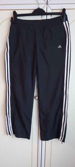 Спорткостюм ADIDAS для девушки,подростка.