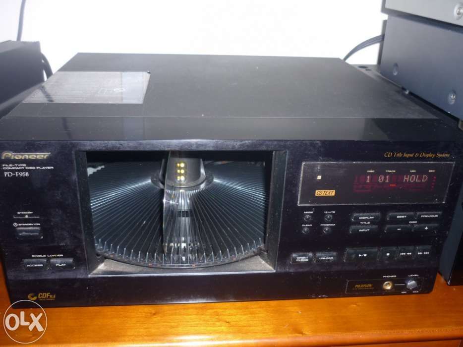 Pioneer / Jukebox / 100 Cd's