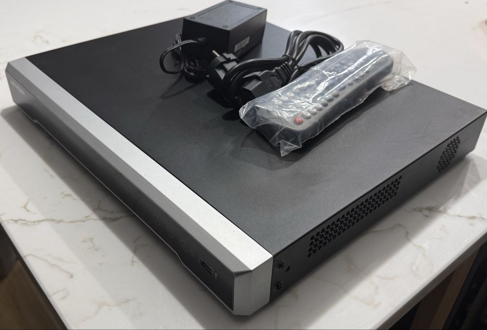 Rejestrator HIKVISION DS-7608NI-I2
