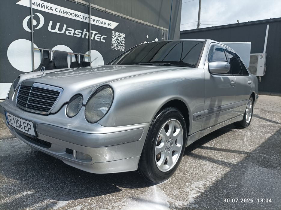 Mersedes benz w210