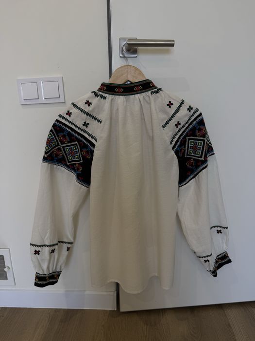 Вишиванка жіноча s svarga