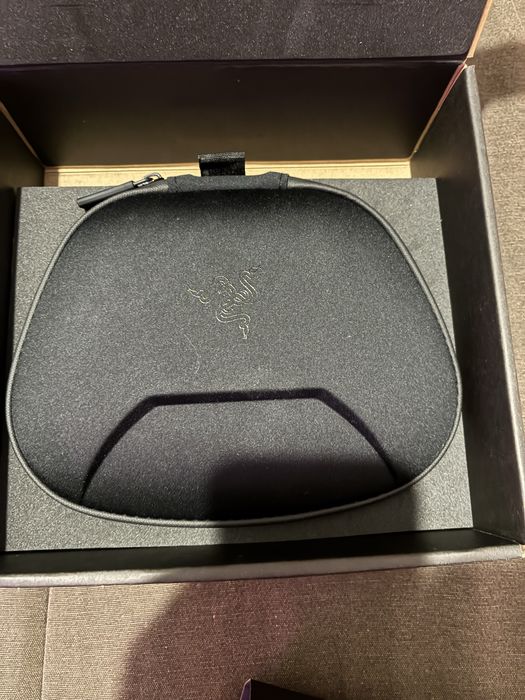 Razer Raiju V3 Pro (Edição PS5 / PC) – Apenas wired