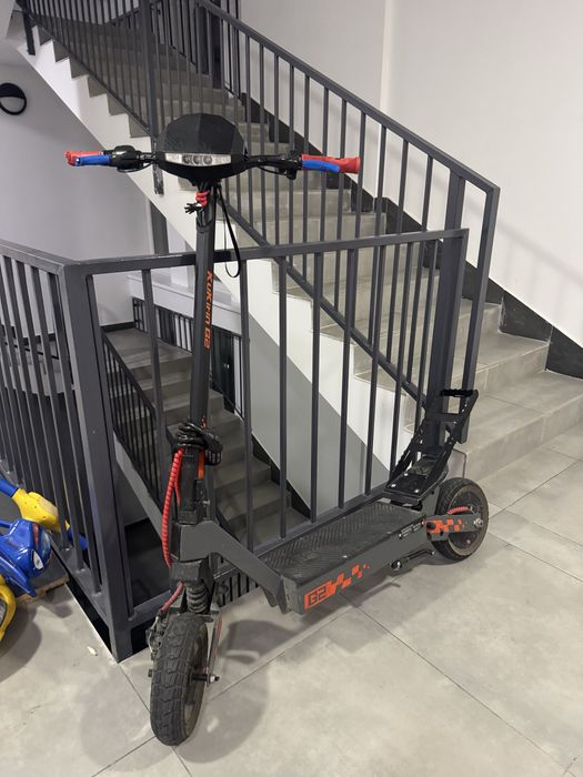 Kukirin g2 електро самокат