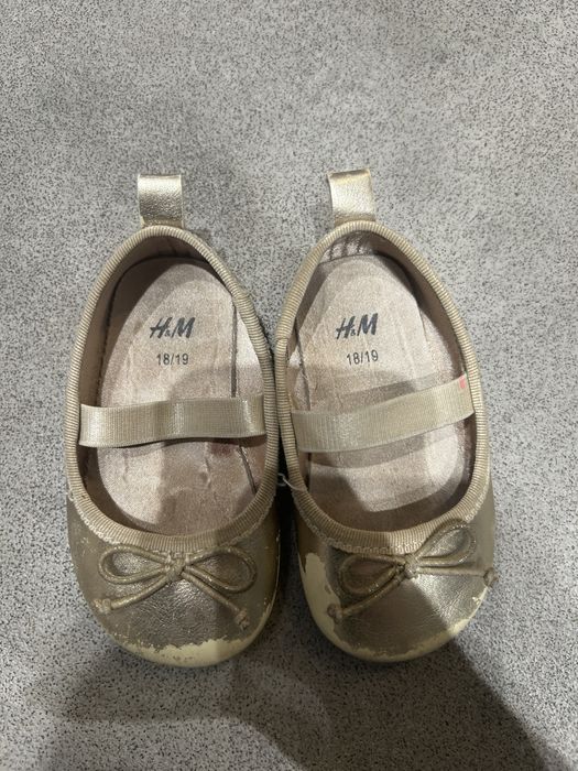 Sprzedam balerinki dzieciece rozm 18/19 hm