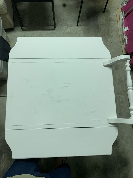 Mesa de apoio em madeira