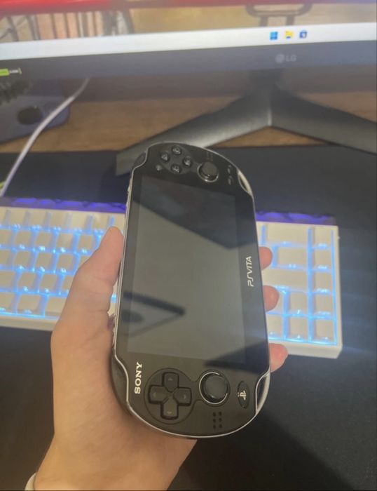 Psvita OLED pch1004