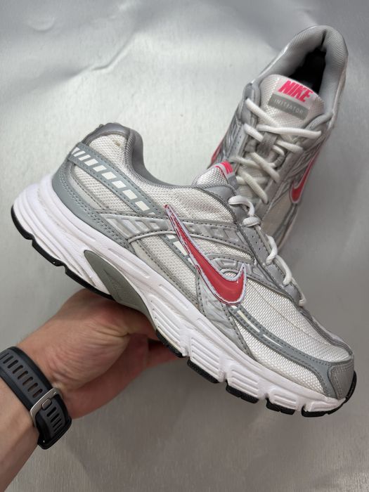 Кроссовки Nike Initiator Metallic