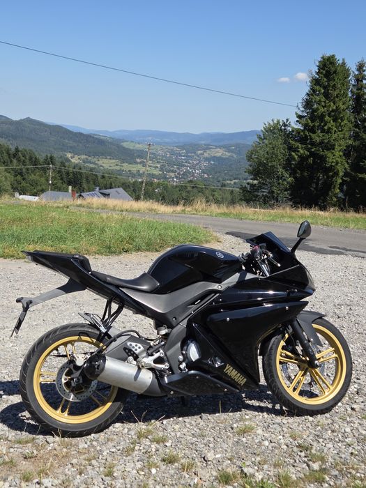 Motocykl Yamaha yzf r125