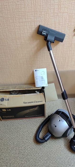 Пылесос LG 1500W  помощник для вашего дома.