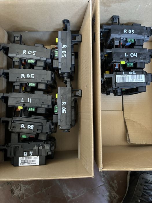 Блок запобіжників Бсм BSM Пежо Сітроен блок керування блок управління