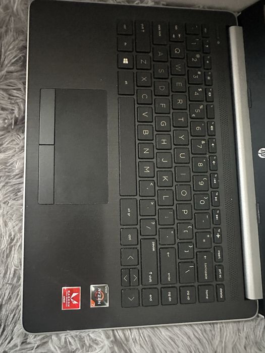 Laptop HP  Ryzen 7