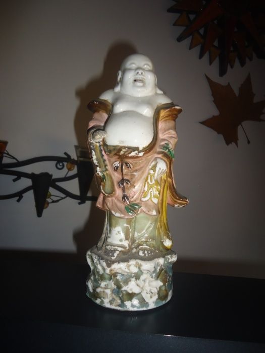 Buda Antigo em Porcelana