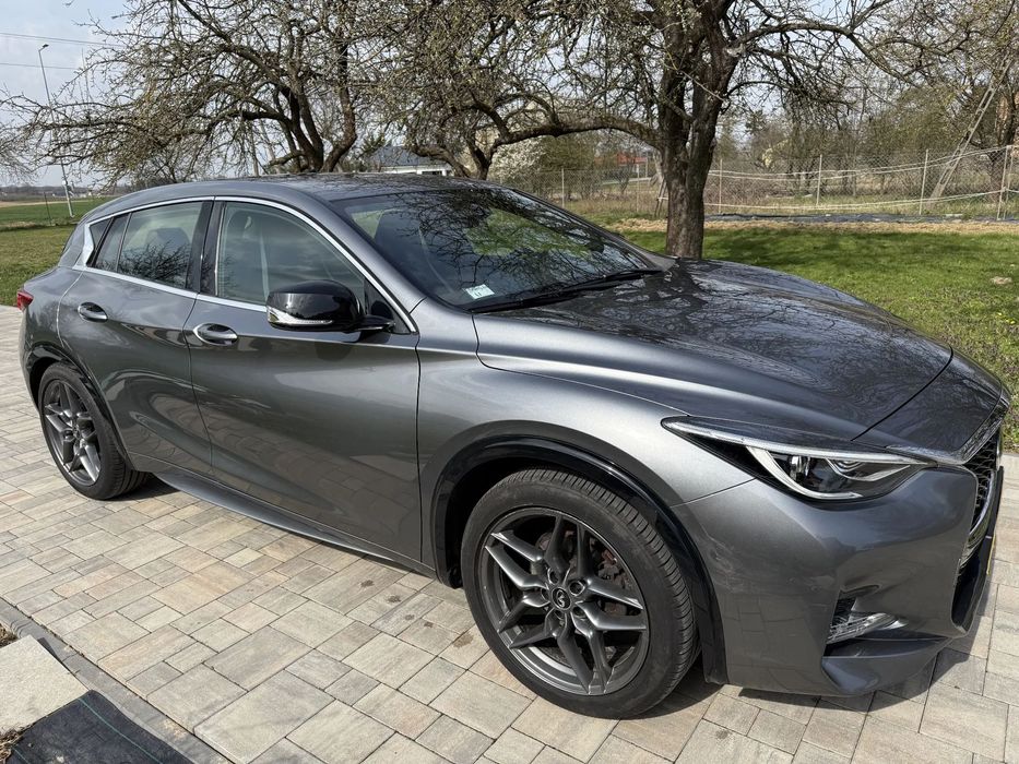 Infiniti Q30 Infiniti Q30 Sport 2016 – 7G automat + łopatki | 75 tys. km | 1 właści