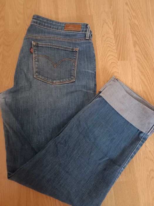 Dżinsy Levis damskie