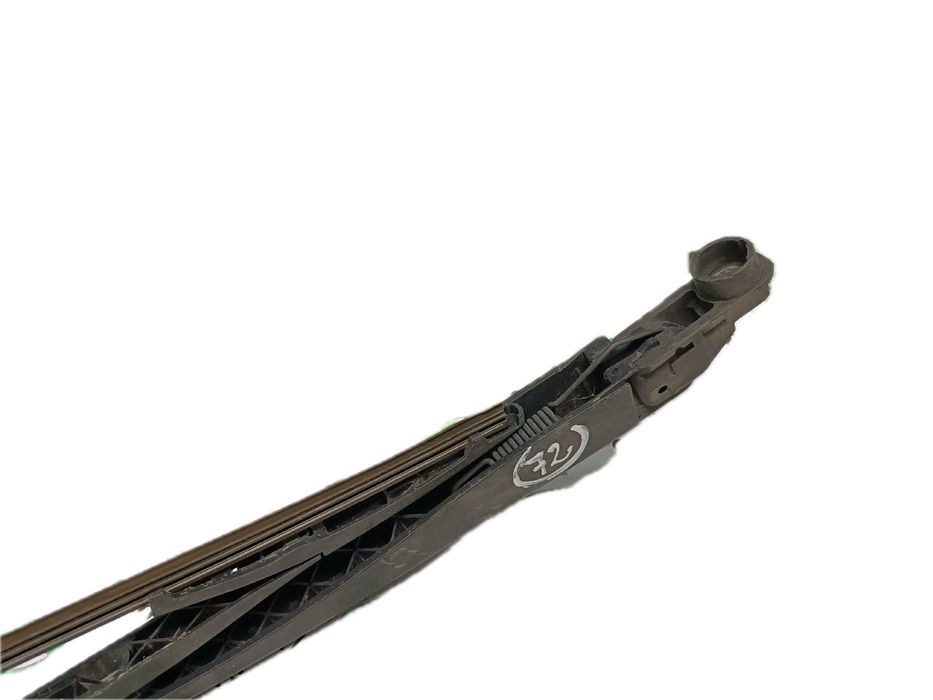 Haste / braço de escova limpa vidros trás PEUGEOT 208