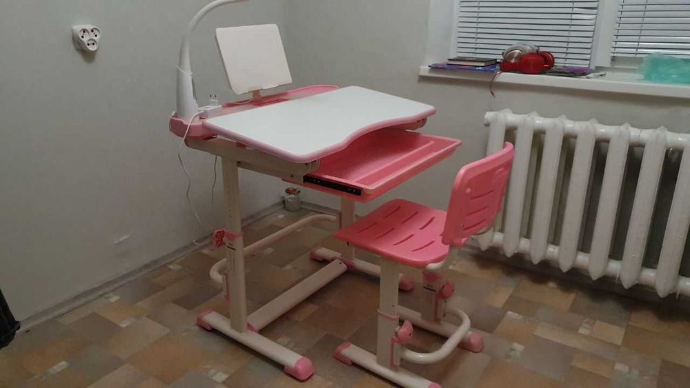 Стіл письмовий/парта