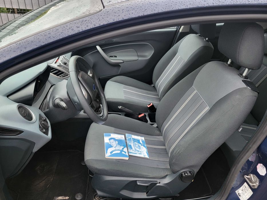 Ford Fiesta 2009   1,2 benzyna