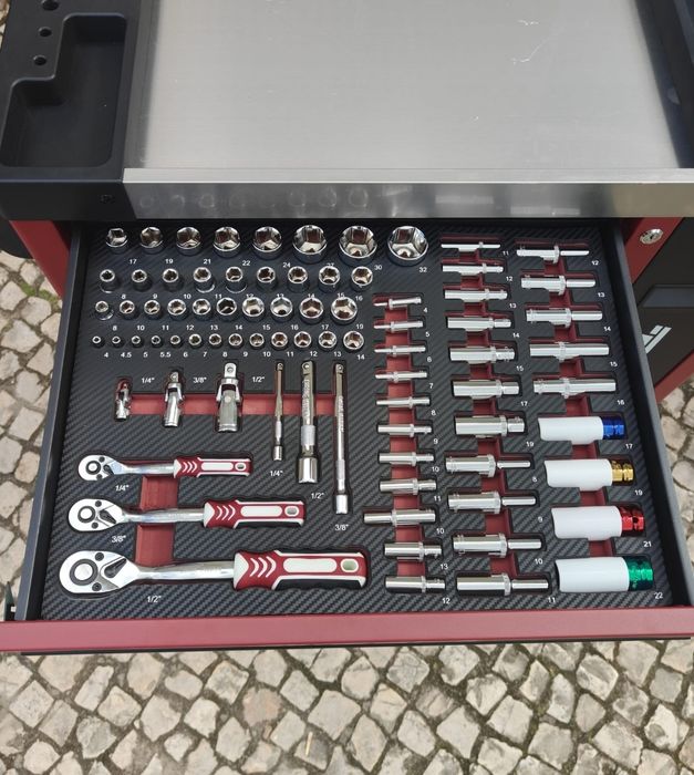 Carrinho de ferramenta de 7 gavetas completas novo