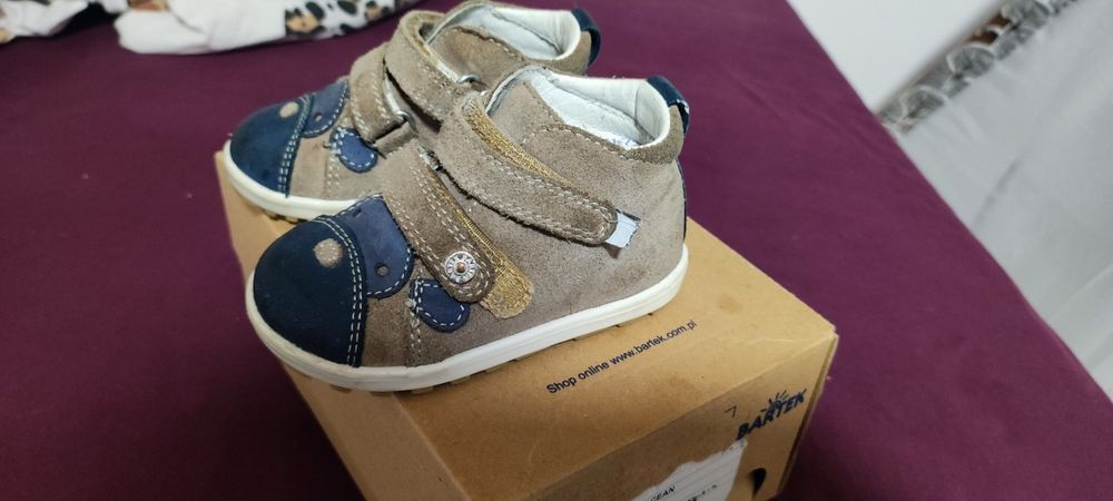 Buty Bartek rozmiar 20 za kostkę