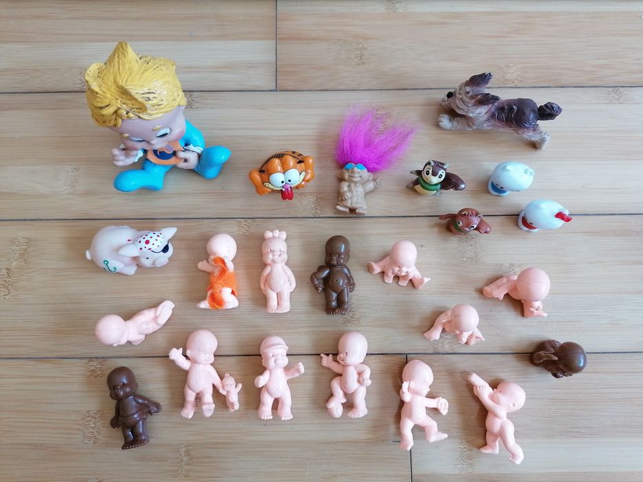 Vários bonecos figuras pvc Disney, bebés, mcdonalds, Minions, beanie