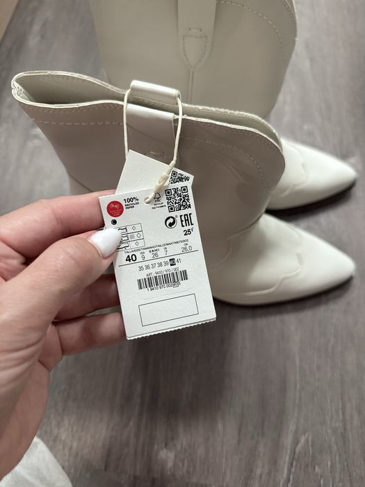 Козаки, ботінки взуття, казаки pull&bear 40