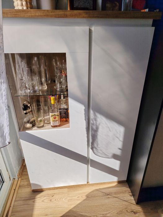 Witryna biala połysk