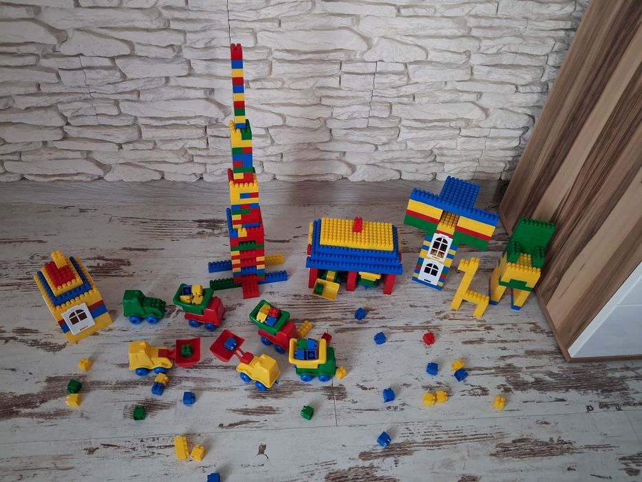 Klocki konstrukcyjne 570 elementów