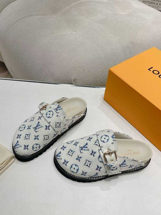 Louis Vuitton Buty, sandaly klapki, skora 180203