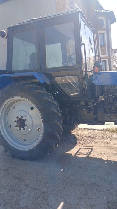 Трактор мтз 80..