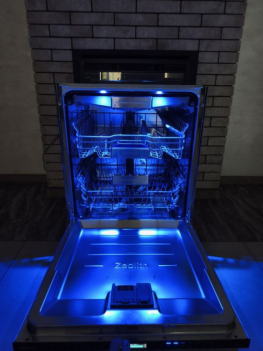 Топова Вбудована посудомийна машина преміумкласу Siemens iQ700 лінійки StudioLine з HomeConnect A+++