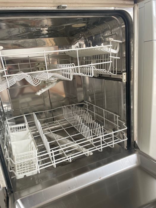 Máquina de lavar loiça Whirlpool