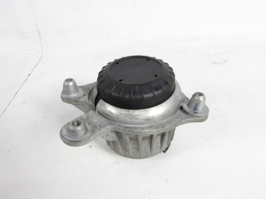 Apoio De Motor Mercedes-Benz C-Class Ref: A2052406717