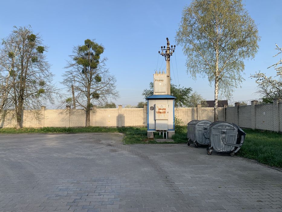 Здамо в оренду комерційне приміщення в с Боратин