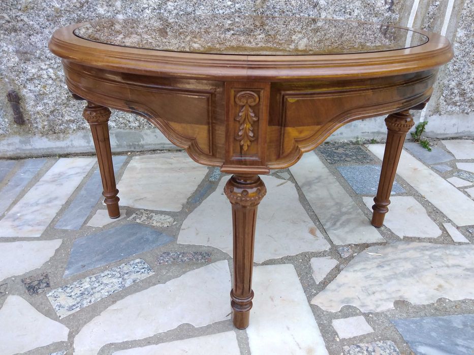 Mesa de Centro Antiga